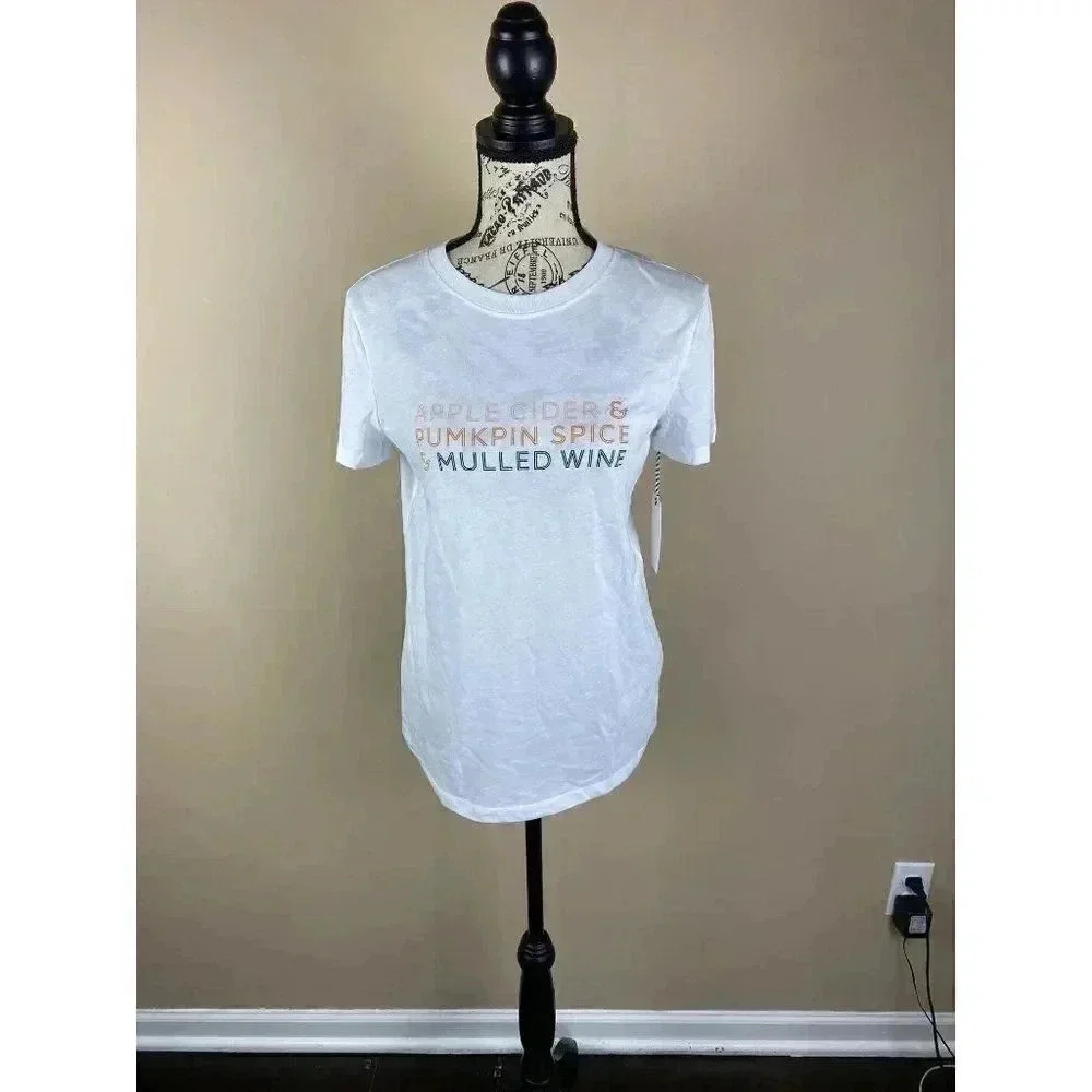 3/$25 Bundle of  Women's  Tee shirt-size M